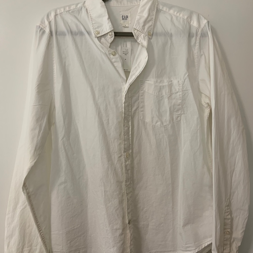 Gap Button Down Long Sleeve Shirt